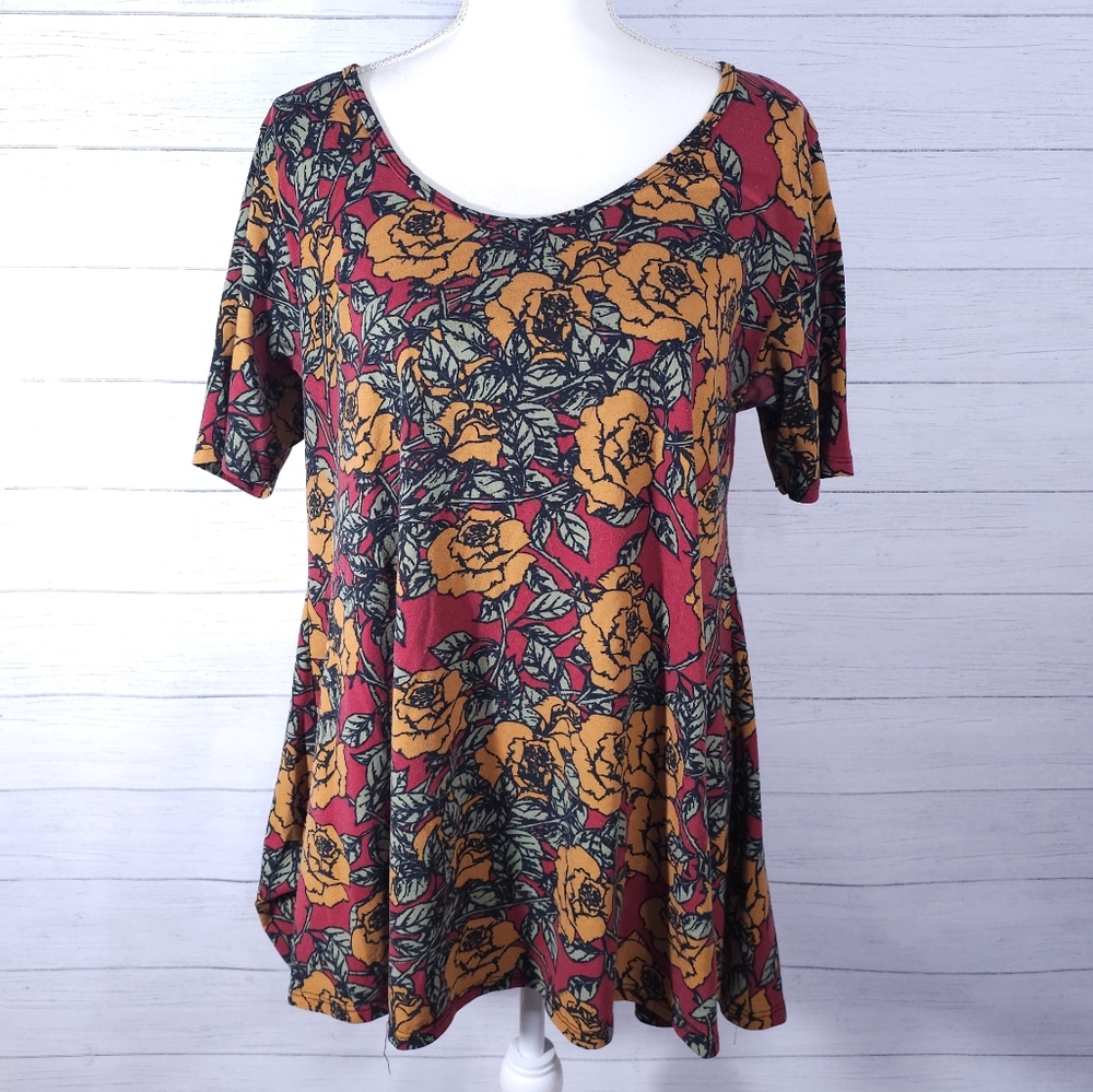 Large Rose Lularoe Perfect Tee